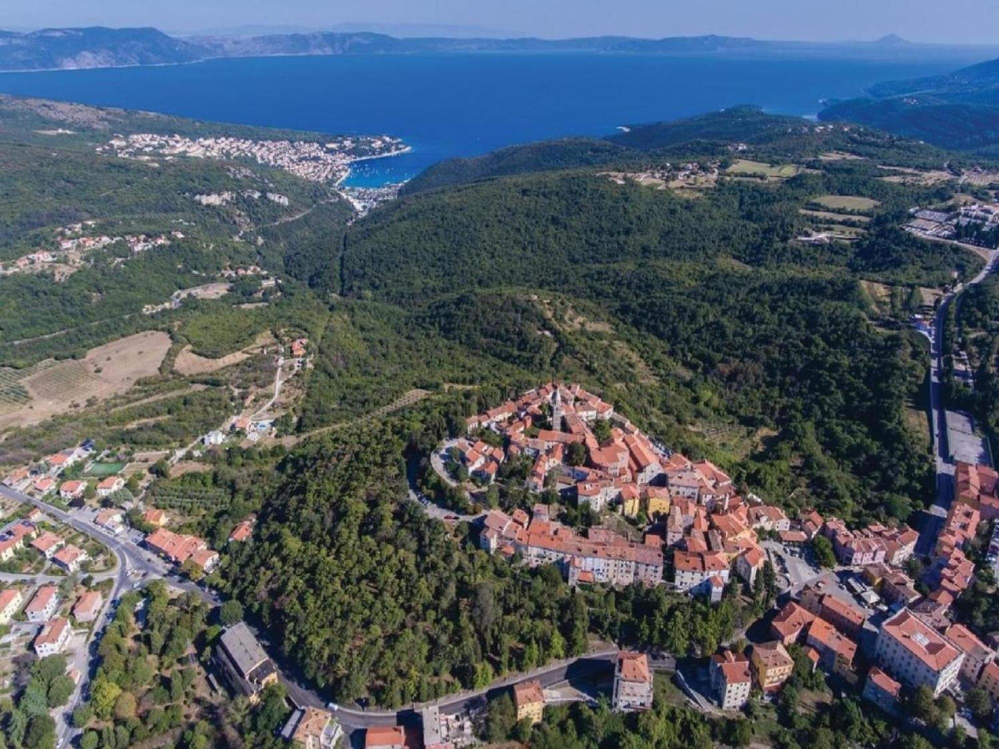 Tranquil Holiday Home In Labin With Private Swimming Pool ภายนอก รูปภาพ